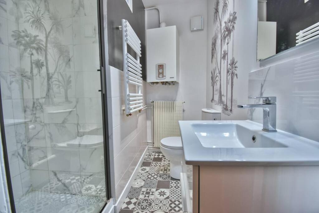*Au Sauna De Maintenon* Eksteriør bilde